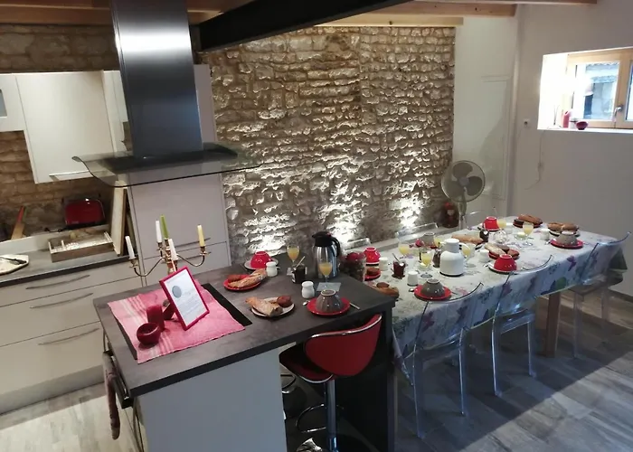 Guest house La Collegiale Clavette