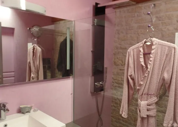 Guest house La Collegiale Clavette